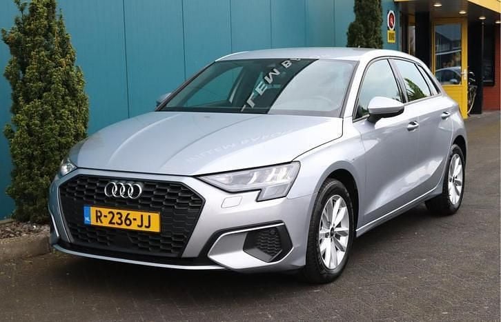 Occasion Audi A3 Proline 112 PK (82 kW) 2022 Grijs Hatchback