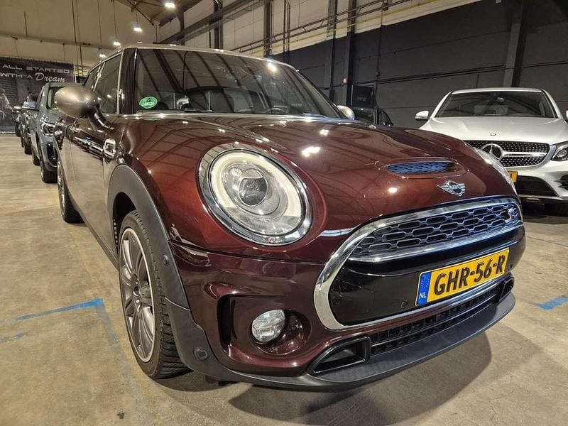 Rood Gebruikt 2016 Mini Cooper S Clubman Chili Stationwagen | € 15.999 (Eerlijke prijs) - Afbeelding 1/4