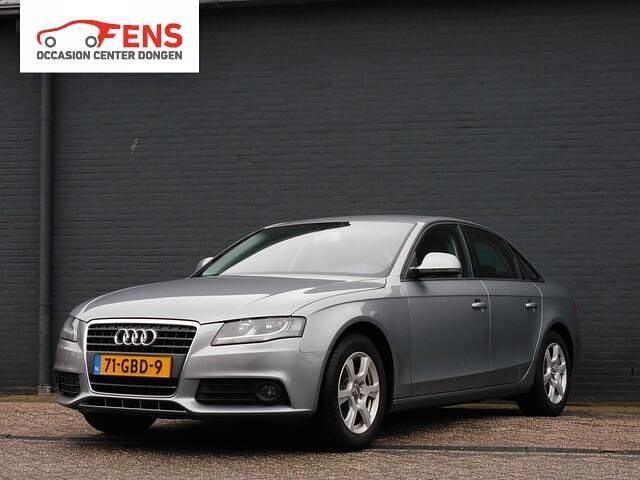 Zilver Occasion 2008 Audi A4 Business Sedan | € 5.440 (Eerlijke prijs) - Afbeelding 1/4