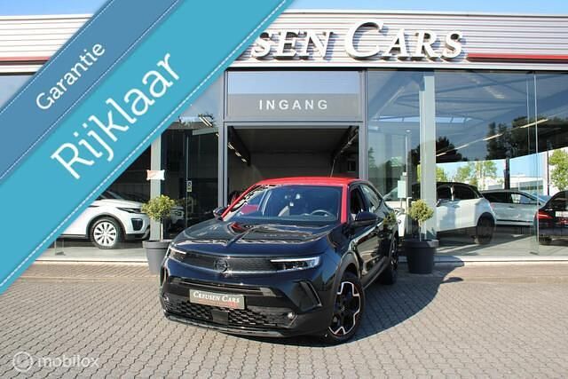 Zwart Gebruikt 2021 Opel Mokka GS Line SUV | € 19.950 (Eerlijke prijs) - Afbeelding 1/4