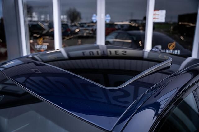 Blauw (metallic) Gebruikt 2022 BMW 320 M Sport Sedan | € 33.500 (Eerlijke prijs) - Afbeelding 1/4