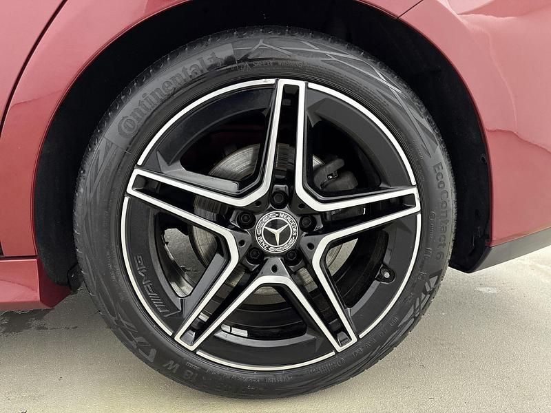 Occasion Mercedes CLA200 Business 163 PK (119 kW) 2021 Rood Coupé