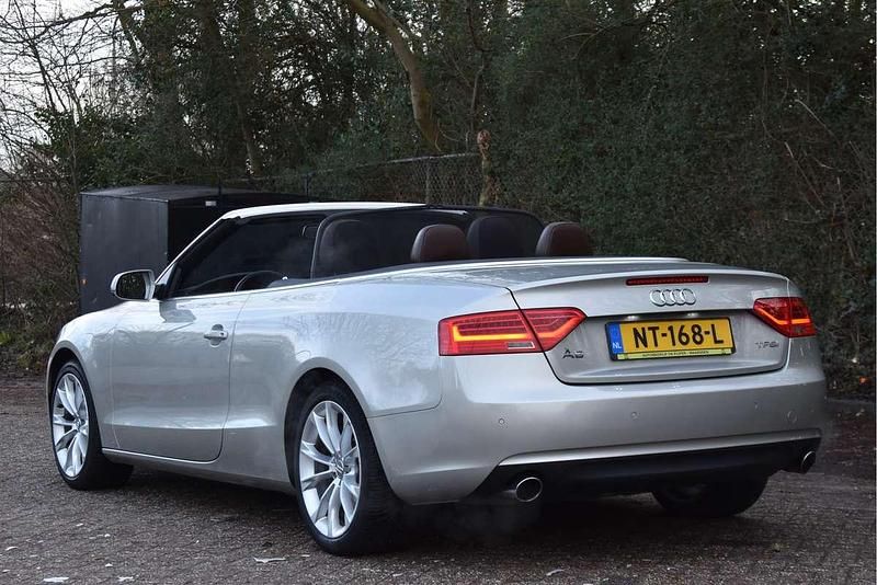 Occasion Audi A5 Cabriolet Sport 177 PK (130 kW) 2015 Grijs Cabriolet