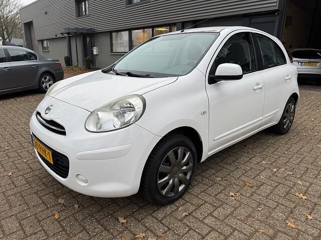 Wit Occasion 2011 Nissan Micra Acenta Hatchback | € 1.900 (Eerlijke prijs) - Afbeelding 1/4