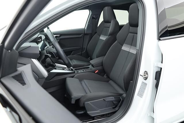 Occasion Audi A3 Sportback S-Line 245 PK (180 kW) 2022 Wit Hatchback