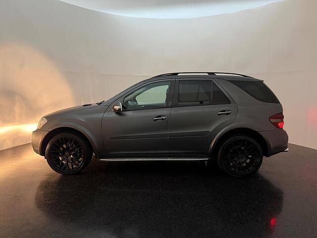 Occasion Mercedes 500 306 PK (225 kW) 2007 Grijs (metallic) SUV