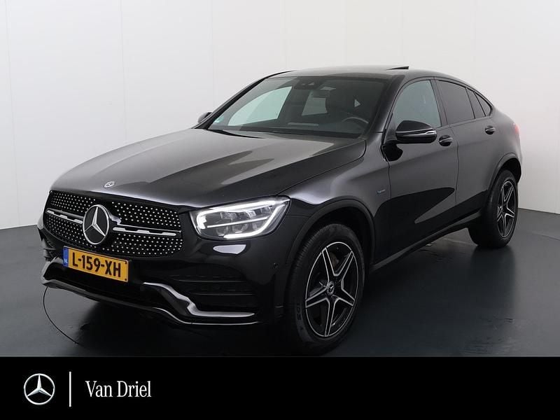 Occasion Mercedes GLC300 Premium Plus 320 PK (235 kW) 2020 Zwart Coupé