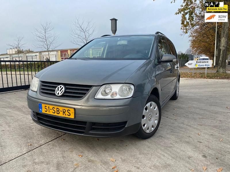 Grijs Gebruikt 2005 VW Touran Business MPV | € 1.999 (Eerlijke prijs) - Afbeelding 1/4