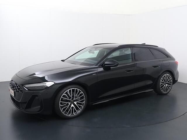 Zwart Occasion 2025 Audi A5 Exclusive Stationwagen | € 65.840 (Eerlijke prijs) - Afbeelding 1/4