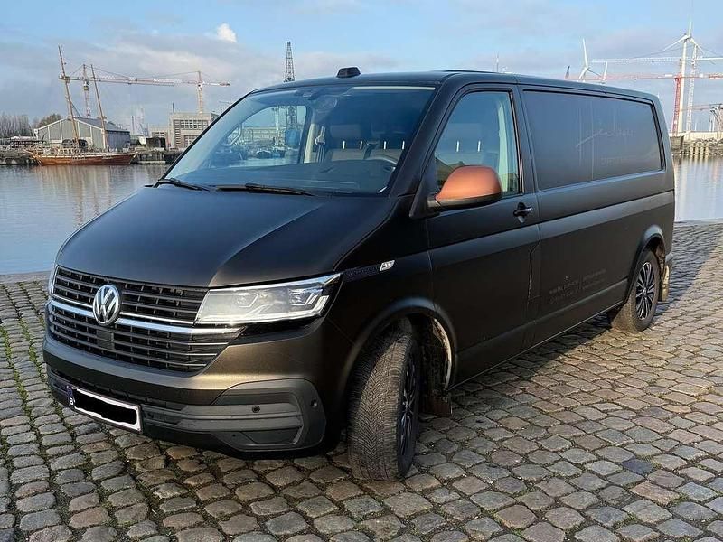 Grijs Occasion 2024 VW Transporter Van | € 39.000 (Super prijs) - Afbeelding 1/4