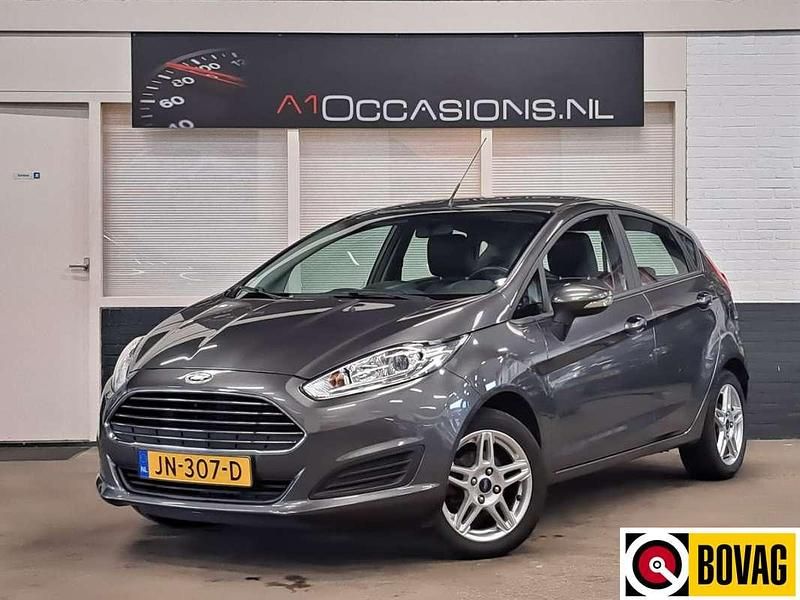 Occasion Ford Fiesta Style 67 PK (49 kW) 2016 Grijs Hatchback