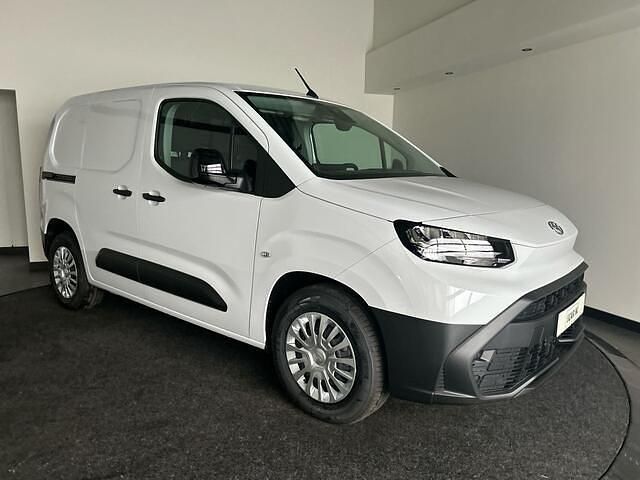Wit Nieuw 2025 Toyota Proace City Van | € 21.950 - Afbeelding 1/4