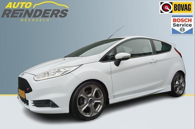 Wit Gebruikt 2015 Ford Fiesta ST Hatchback | € 9.200 (Goede deal) - Afbeelding 1/3