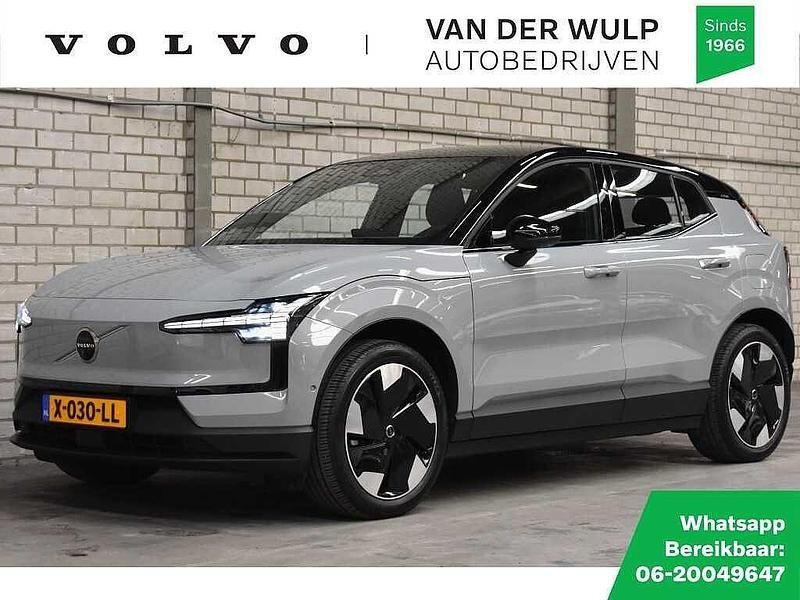 Grijs, metallic lak Gebruikt 2023 Volvo EX30 Ultra SUV | € 31.750 (Goede deal) - Afbeelding 1/4