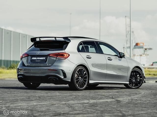 Occasion Mercedes A35 AMG AMG 306 PK (225 kW) 2022 Grijs Hatchback