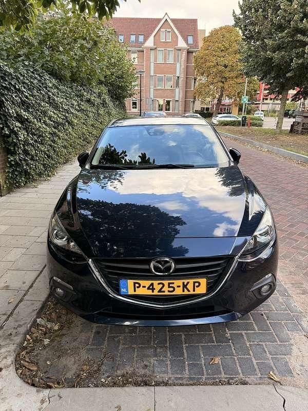 Gebruikt 2016 Mazda 3 Center-Line Sedan | € 10.000 (Goede deal) - Afbeelding 1/4