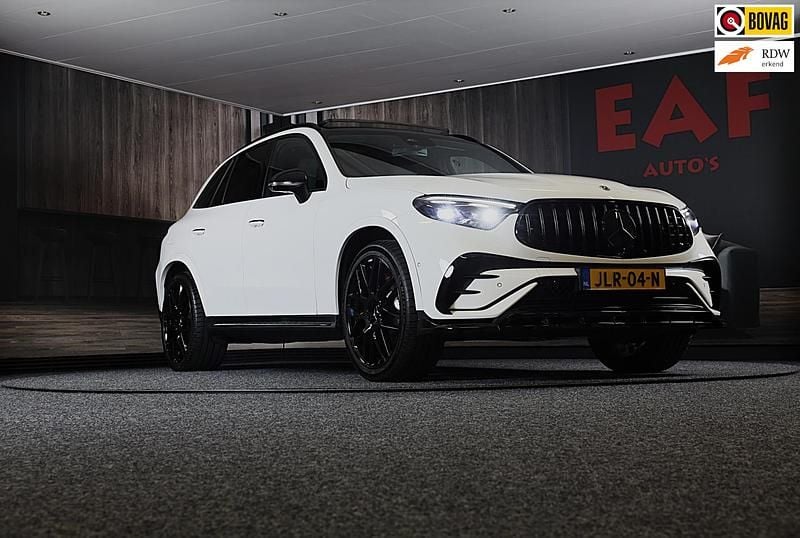 Wit Gebruikt 2024 Mercedes GLC63 AMG AMG SUV | € 79.950 - Afbeelding 1/3