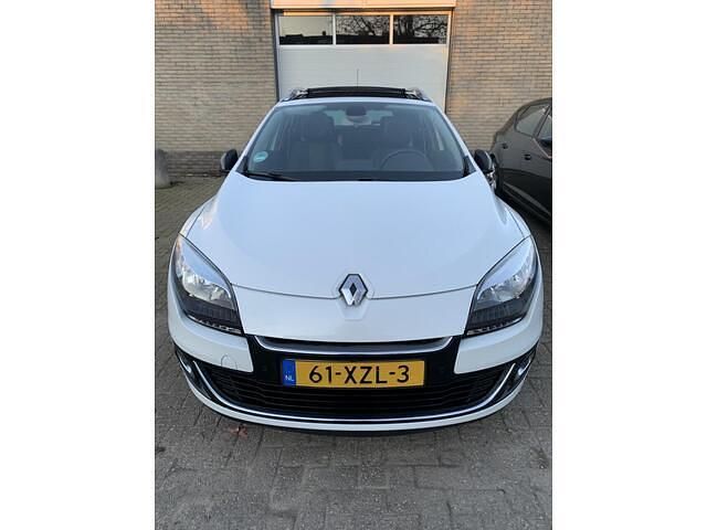 Occasion Renault Mégane GrandTour Bose Edition 110 PK (80 kW) 2012 Wit Stationwagen