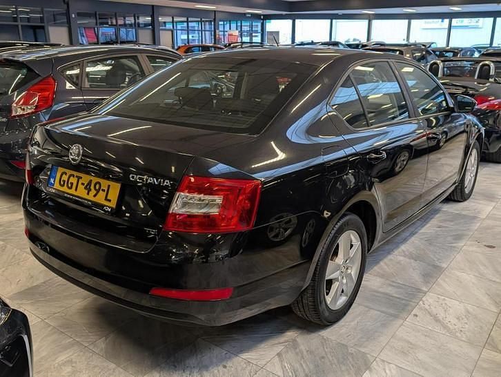 Occasion Skoda Octavia Business Line 105 PK (77 kW) 2014 Hatchback