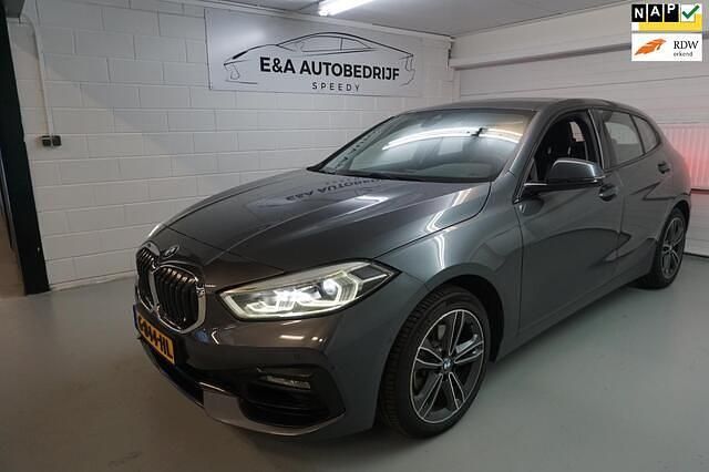 Occasion BMW 118 M Sport 140 PK (102 kW) 2019 Grijs (metallic) Hatchback