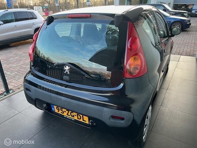 Occasion Peugeot 107 Urban Move 68 PK (50 kW) 2008 Zwart Hatchback