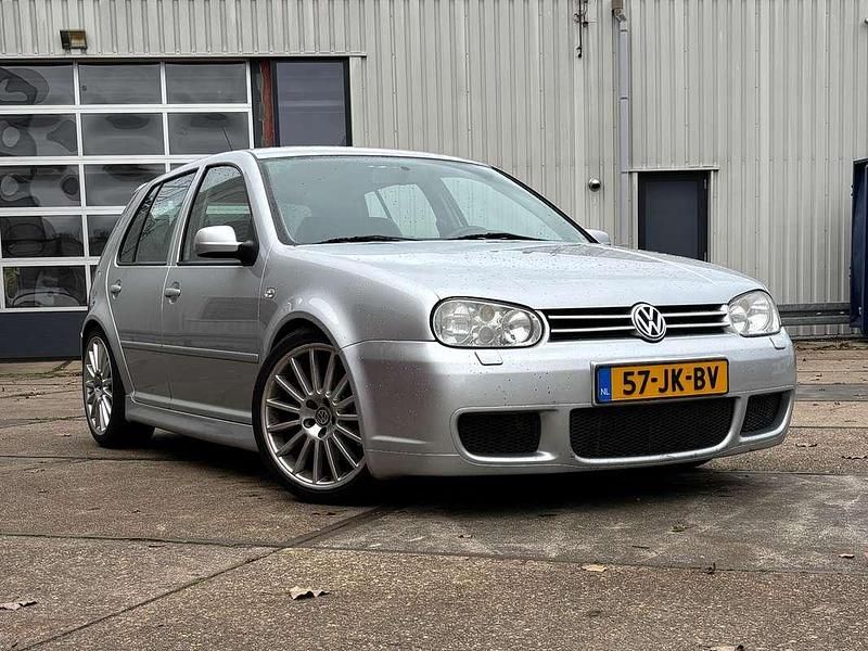 Zilver Gebruikt 2002 VW Golf IV Highline Hatchback | € 9.000 - Afbeelding 1/4