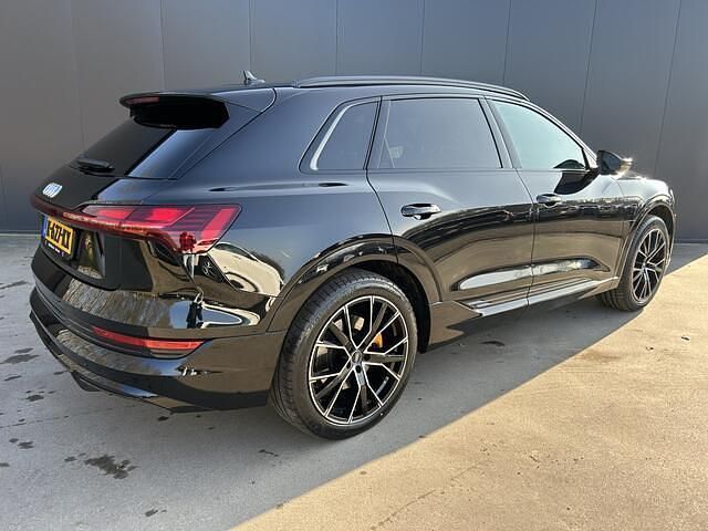 Occasion Audi e-tron S-Line 230 kW (313 PK) 2020 Zwart SUV