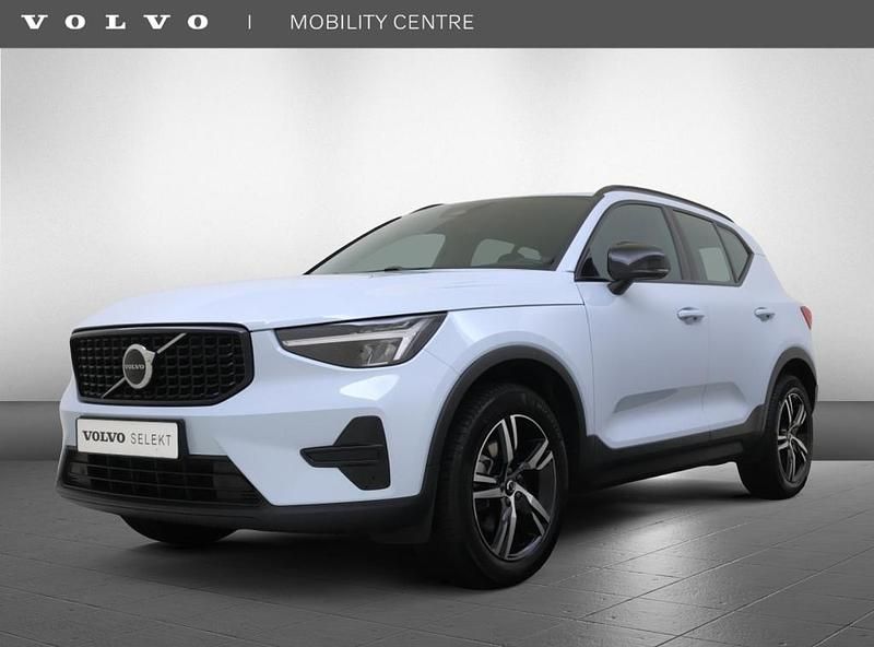 Blauw Occasion 2024 Volvo XC40 Plus SUV | € 39.950 (Iets duurder) - Afbeelding 1/4
