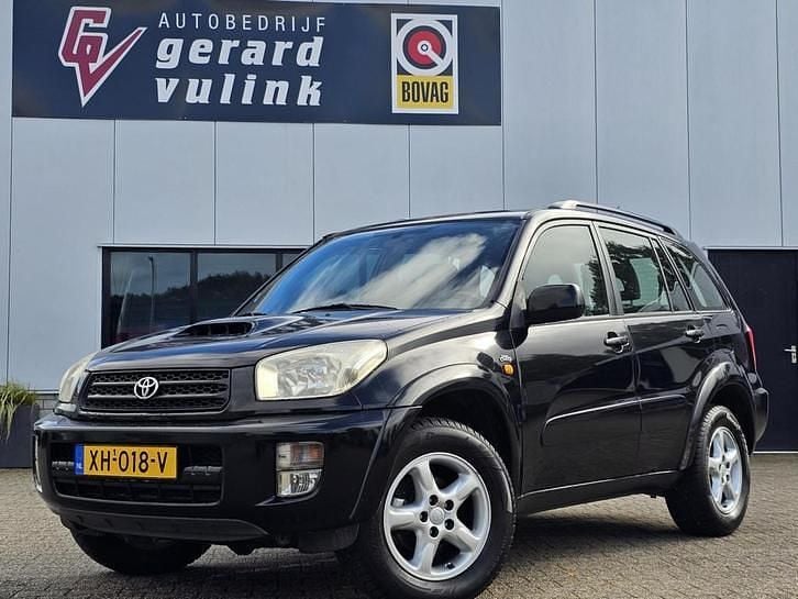 Zwart Gebruikt 2003 Toyota RAV4 Luna SUV | € 4.990 (Eerlijke prijs) - Afbeelding 1/4