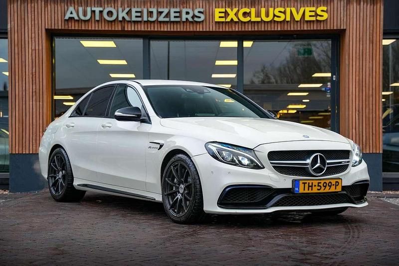 Wit Gebruikt 2015 Mercedes C63 AMG AMG Sedan | € 37.900 - Afbeelding 1/4