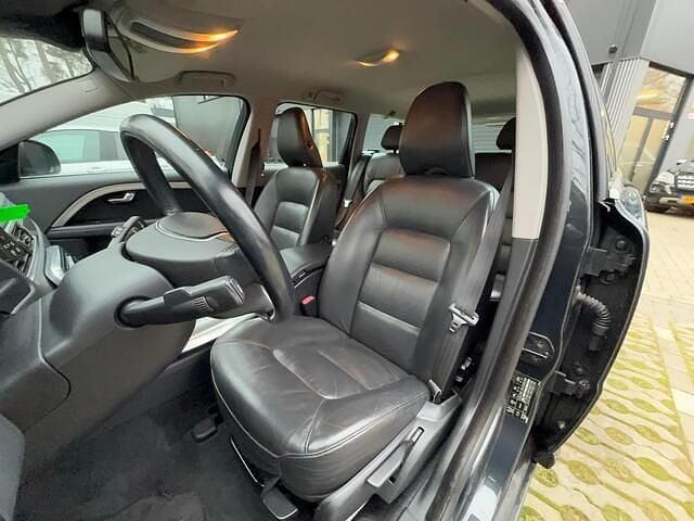 Occasion Volvo V70 Momentum 180 PK (132 kW) 2013 Grijs Stationwagen