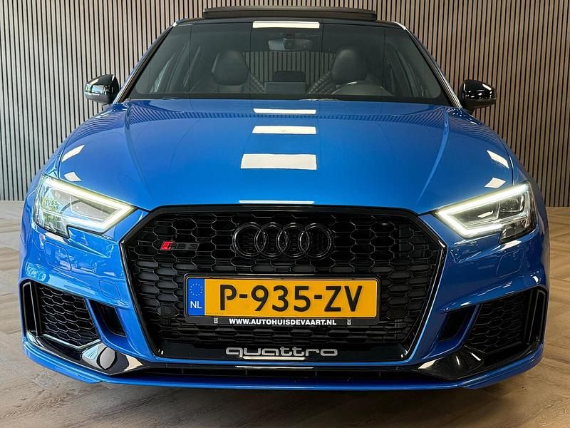 Occasion Audi A3 Sportback Basis 400 PK (294 kW) 2020 Blauw Hatchback