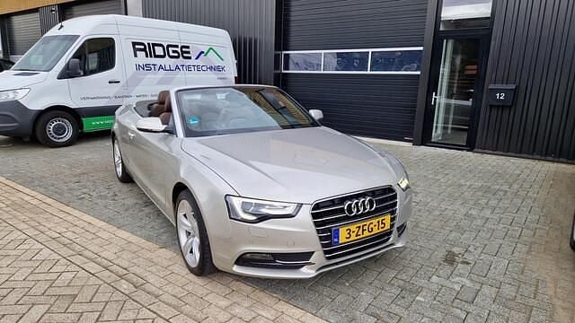 Grijs Gebruikt 2014 Audi A5 Cabriolet Sport Cabriolet | € 13.999 (Super prijs) - Afbeelding 1/4
