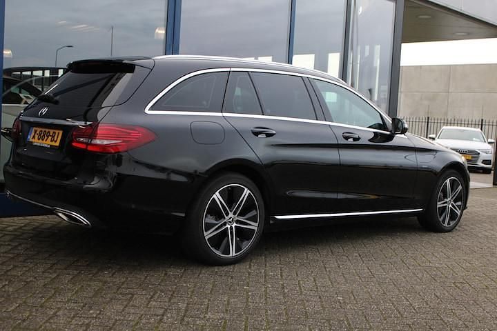 Occasion Mercedes C300 Advantage 2020 Zwart Stationwagen