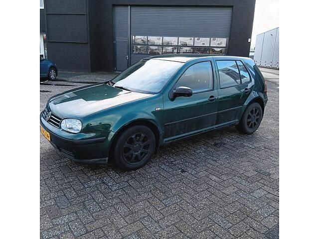 Groen Occasion 1999 VW Golf III Trendline | € 575 (Goede deal) - Afbeelding 1/4