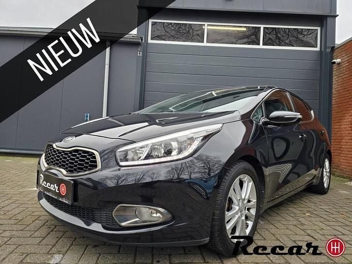 Zwart Gebruikt 2015 Kia Ceed Sportswagon Stationwagen | € 9.995 (Eerlijke prijs) - Afbeelding 1/4