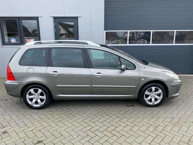 Occasion Peugeot 307 Griffe 109 PK (80 kW) 2007 Grijs Stationwagen