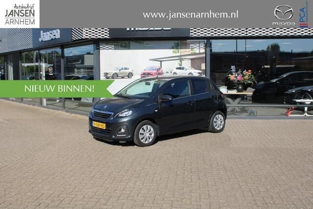 Grijs Gebruikt 2020 Peugeot 108 Active Hatchback | € 9.950 (Eerlijke prijs) - Afbeelding 1/4