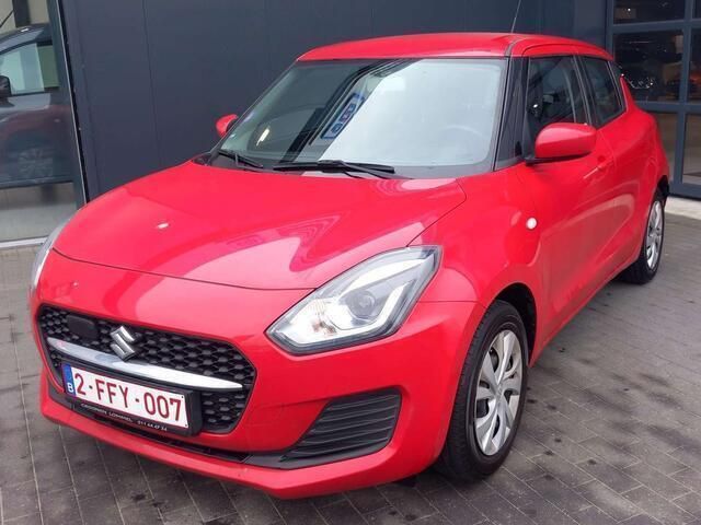 Rood Gebruikt 2022 Suzuki Swift GL Hatchback | € 17.000 (Iets duurder) - Afbeelding 1/4
