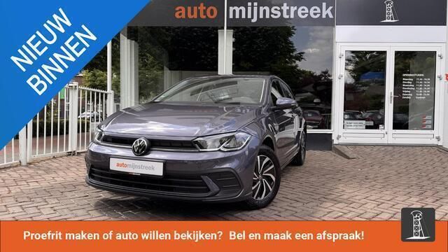 Grijs Gebruikt 2023 VW Polo Life Hatchback | € 18.900 (Eerlijke prijs) - Afbeelding 1/4