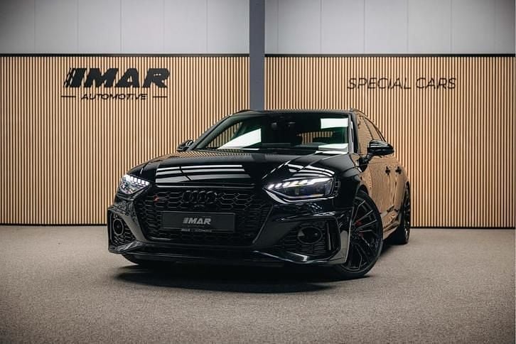 Zwart Gebruikt 2020 Audi RS4 S-Line Stationwagen | € 54.950 - Afbeelding 1/4
