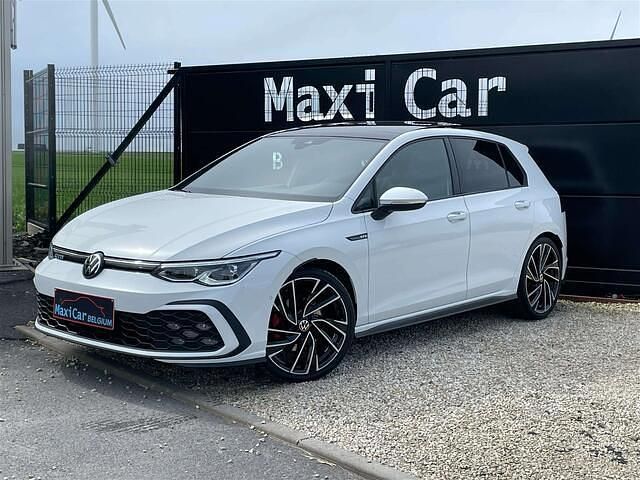 Wit Occasion 2021 VW Golf Sport Sedan | € 36.390 - Afbeelding 1/4