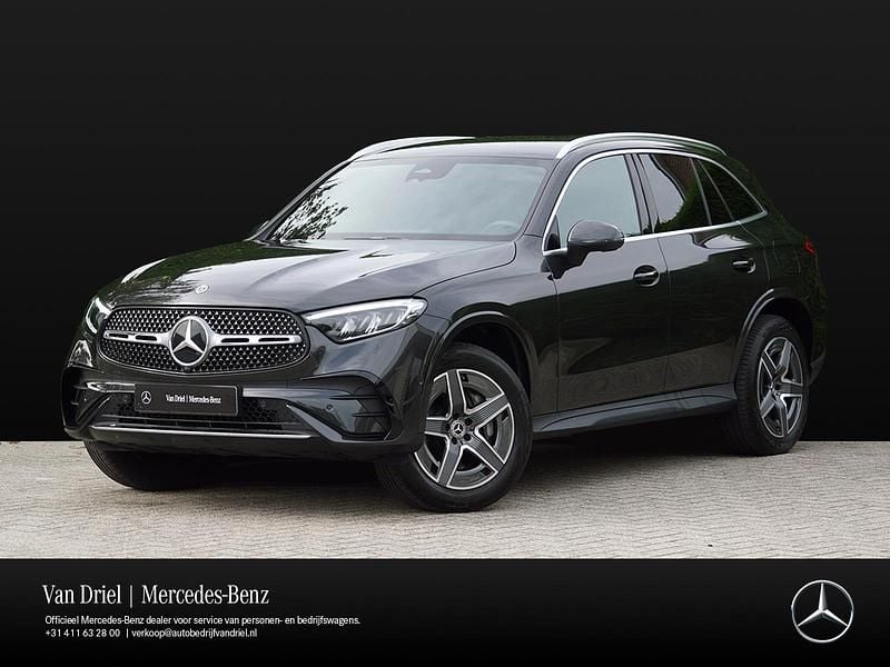 Grijs Gebruikt 2023 Mercedes GLC300e AMG line SUV | € 59.950 (Super prijs) - Afbeelding 1/4