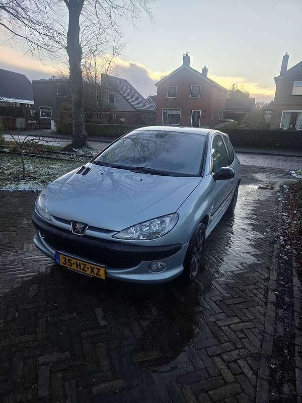 Occasion Peugeot 206 GTi 136 PK (100 kW) 2002 Grijs Hatchback