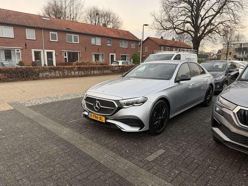 Occasion Mercedes E300 AMG 204 PK (150 kW) 2024 Grijs Sedan