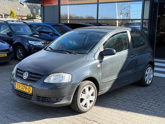 Occasion VW Fox Trendline 75 PK (55 kW) 2010 Grijs (metallic) Hatchback