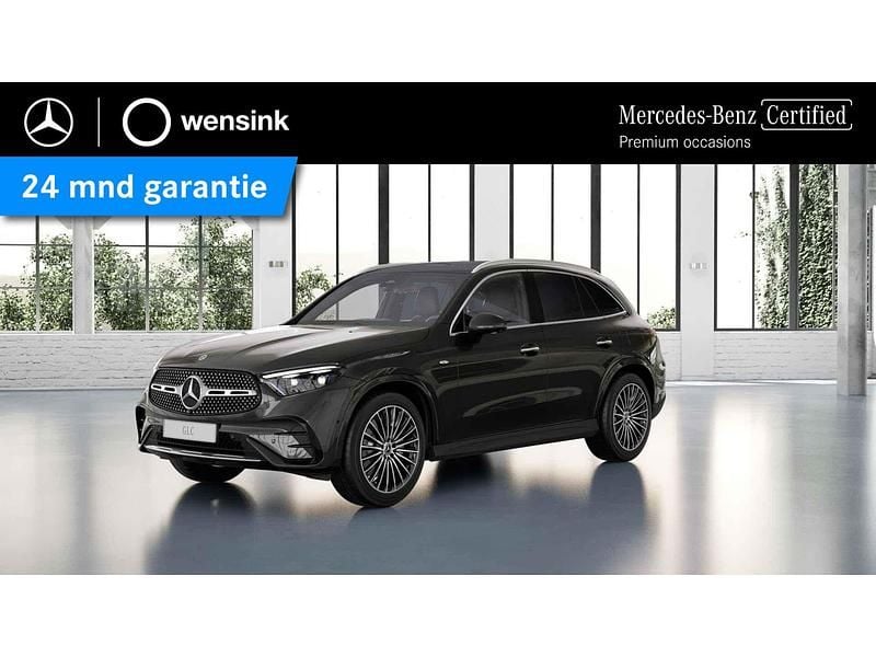 Grijs Occasion 2025 Mercedes GLC400d AMG line SUV | € 77.850 (Eerlijke prijs) - Afbeelding 1/4