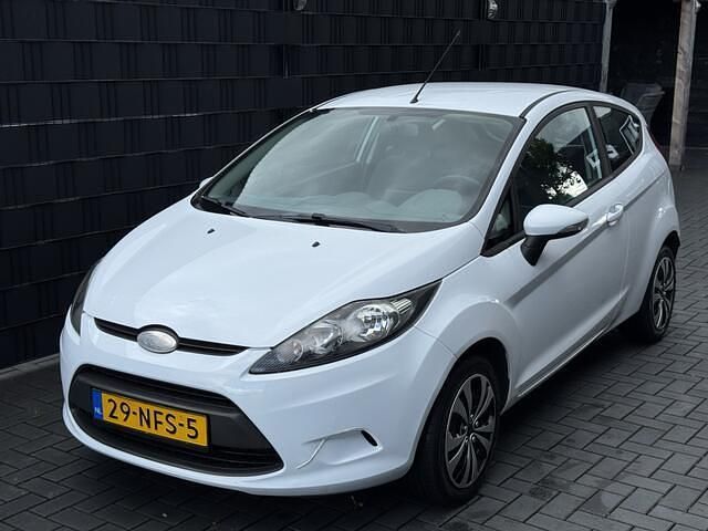 Occasion Ford Fiesta Limited 60 PK (44 kW) 2010 Wit Hatchback