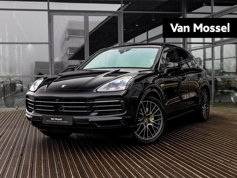 Zwart (metallic) Occasion 2018 Porsche Cayenne SUV | € 55.900 (Eerlijke prijs) - Afbeelding 1/4