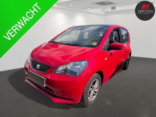 Rood Gebruikt 2012 Seat Mii Chic Hatchback | € 6.445 (Iets duurder) - Afbeelding 1/4